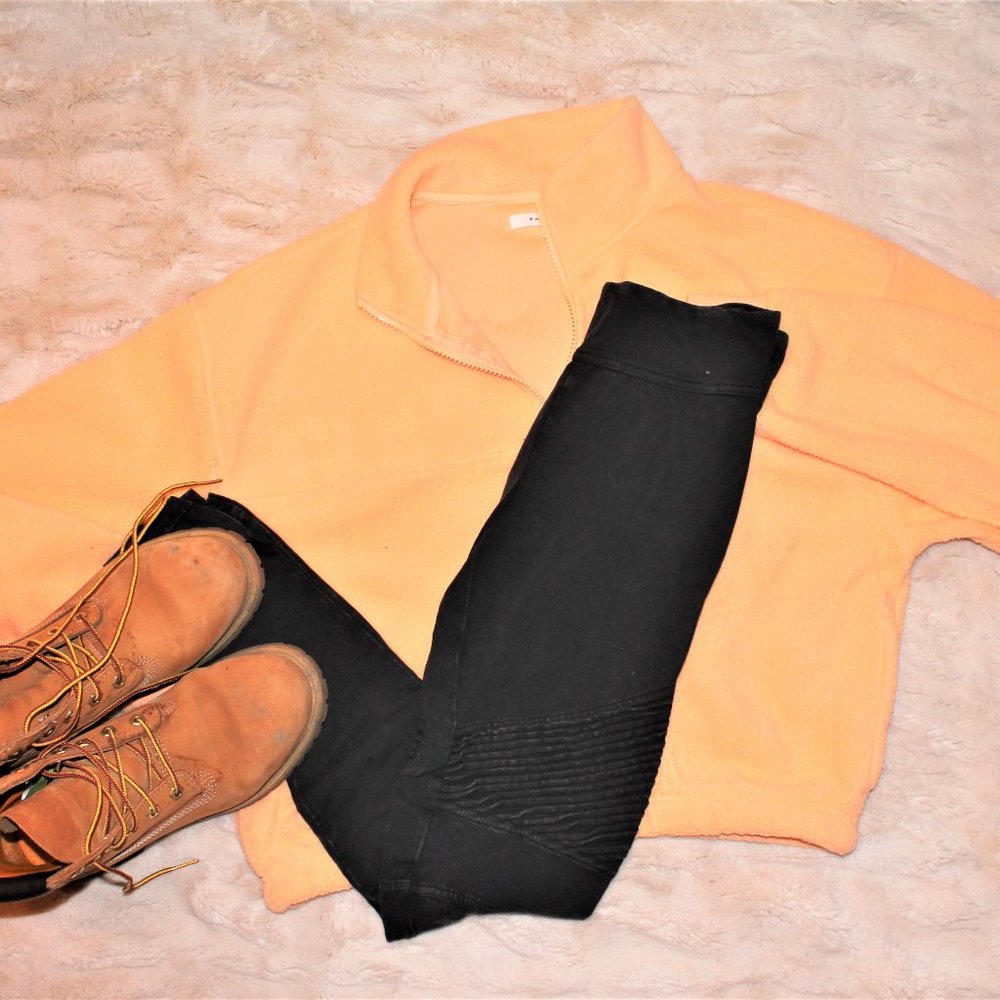 Black Detailed Leggings